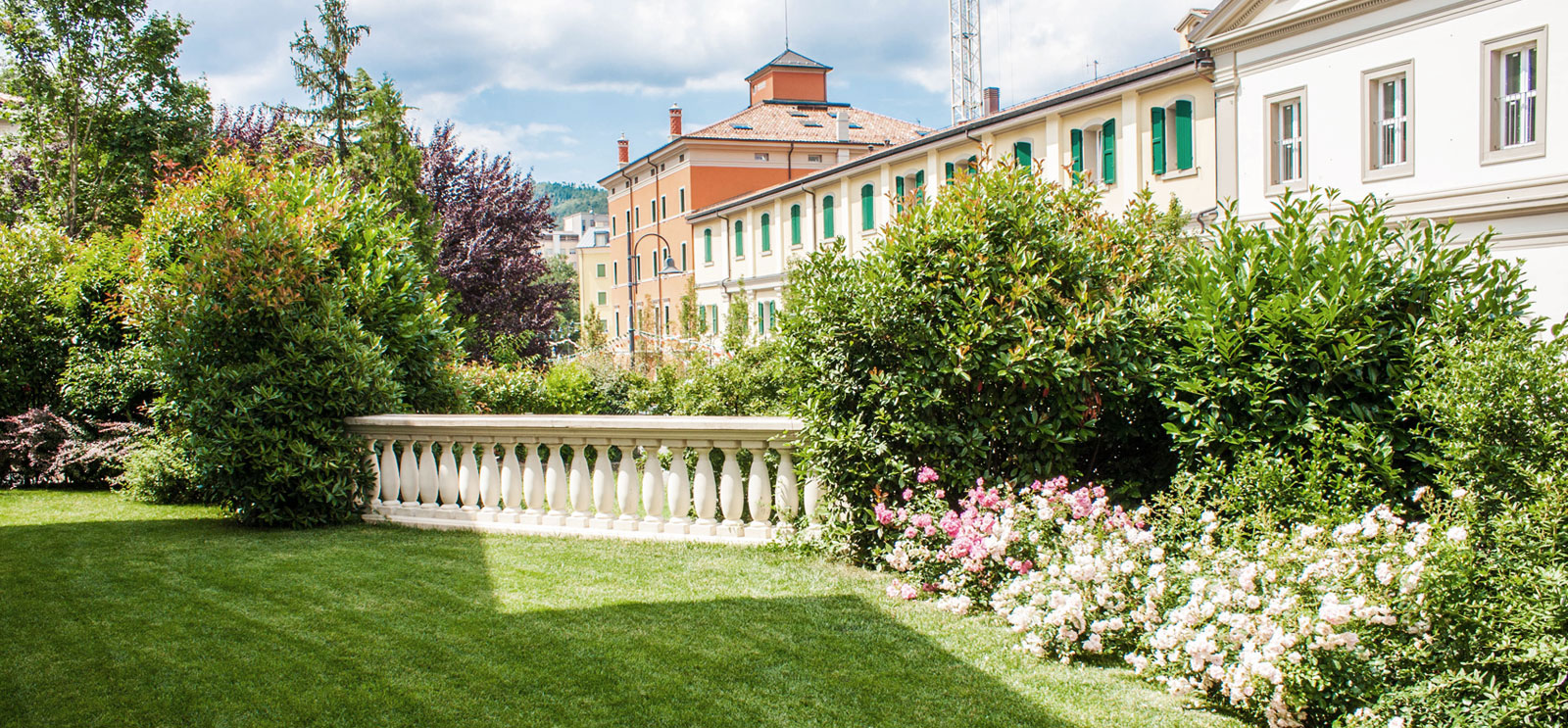 scorcio-del-giardino-con-affacci